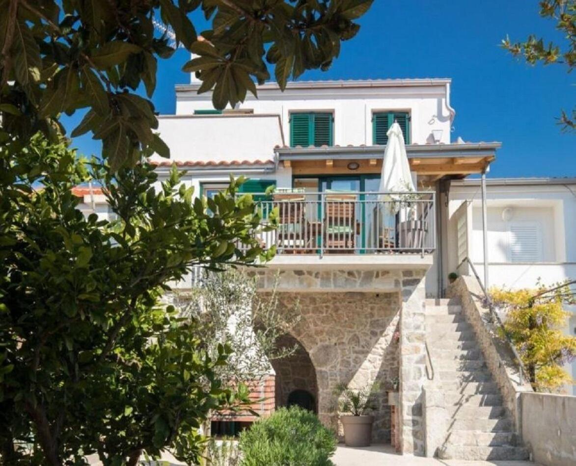 Holiday Home Mari - Modern Holiday House Close To Sea Punat Buitenkant foto