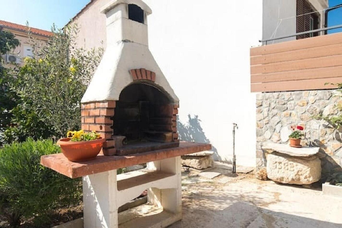 Holiday Home Mari - Modern Holiday House Close To Sea Punat Buitenkant foto